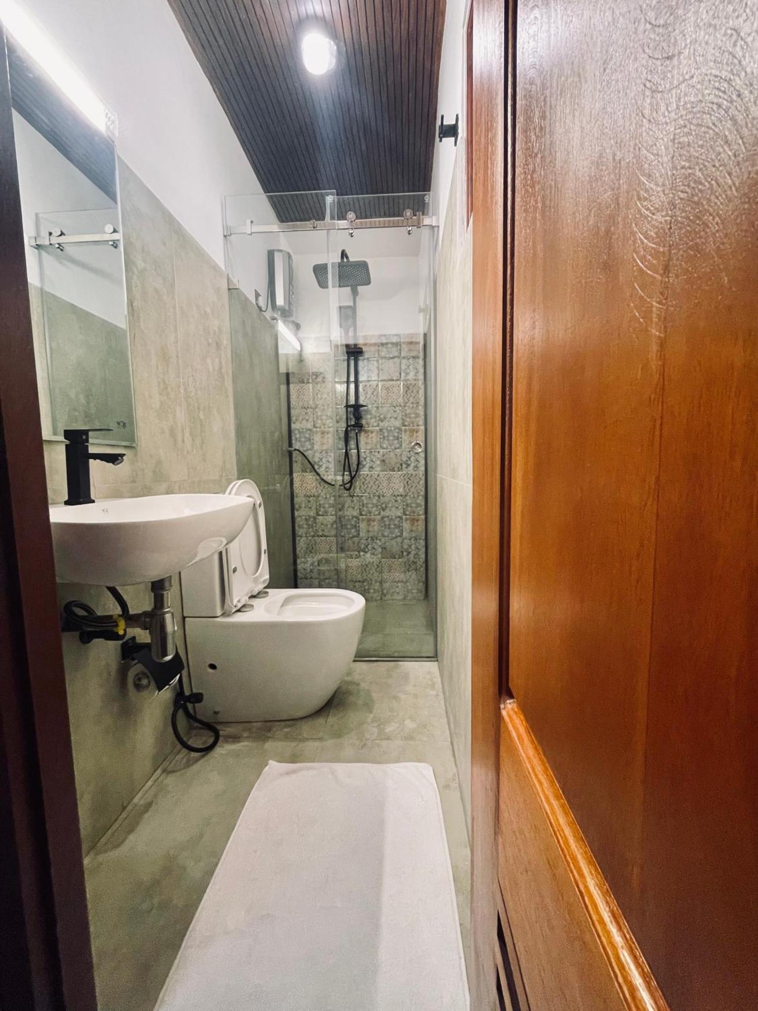 Vivid Colombo Hotell Eksteriør bilde
