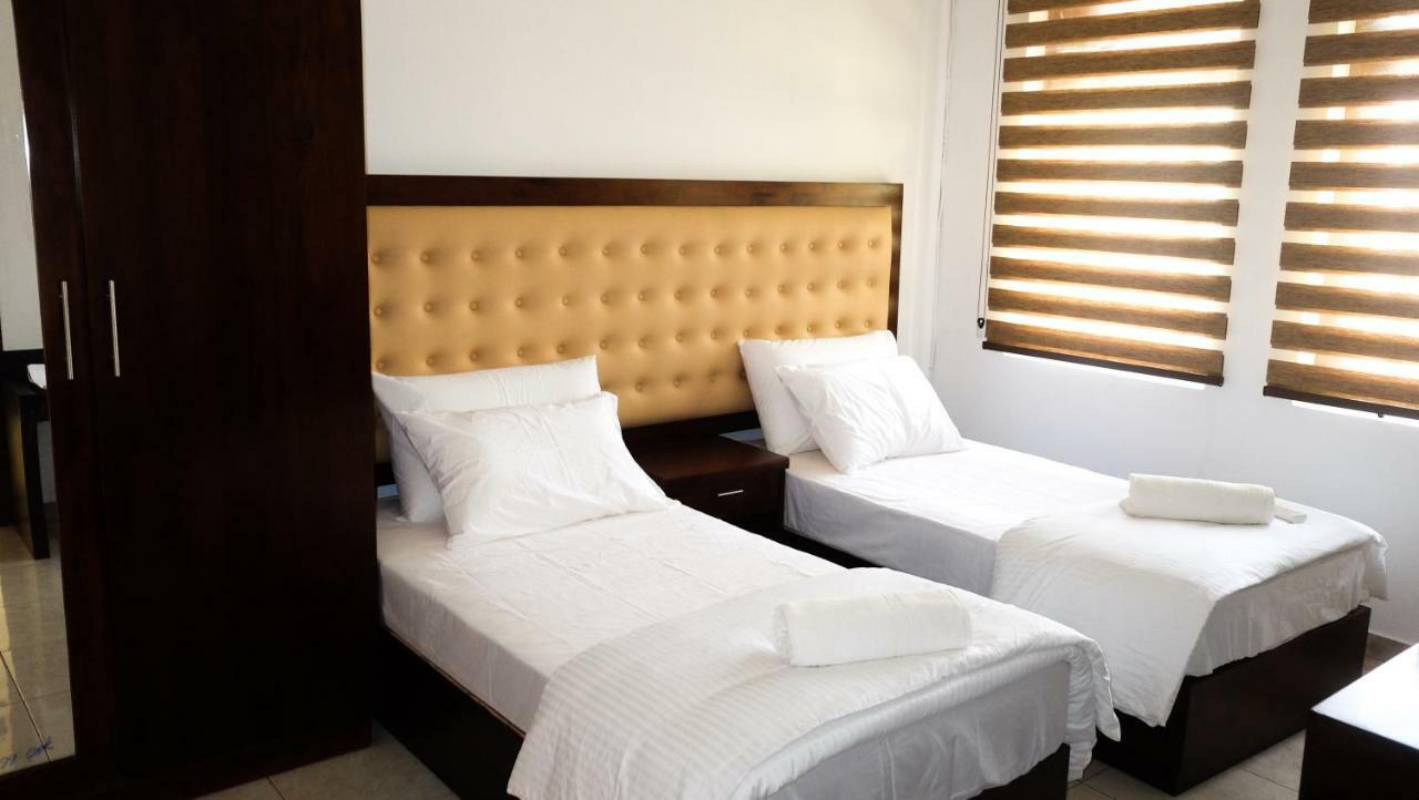Vivid Colombo Hotell Eksteriør bilde