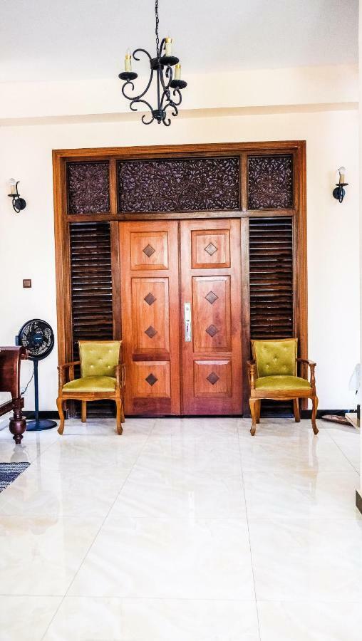 Vivid Colombo Hotell Eksteriør bilde